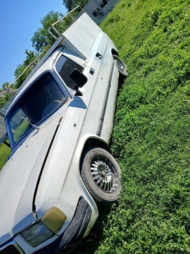 GAZ 31029 1997, 208,760 km - 2.4 l - Qax
