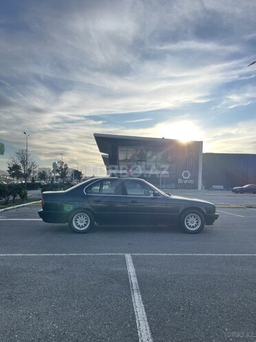 BMW 520 1992, 200,000 km - 2.0 l - Bakı
