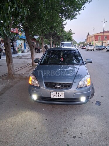 Kia Rio 2006, 450,000 km - 1.5 l - Biləsuvar