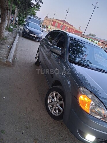 Kia Rio 2006, 450,000 km - 1.5 l - Biləsuvar