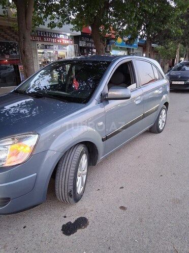 Kia Rio 2006, 450,000 km - 1.5 l - Biləsuvar