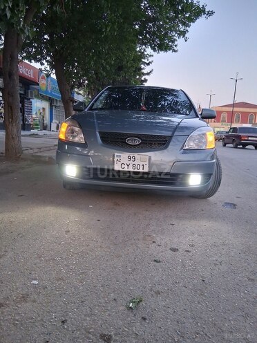 Kia Rio 2006, 450,000 km - 1.5 l - Biləsuvar