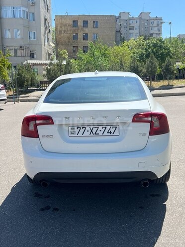 Volvo S60 2011, 238,700 km - 2.0 l - Bakı