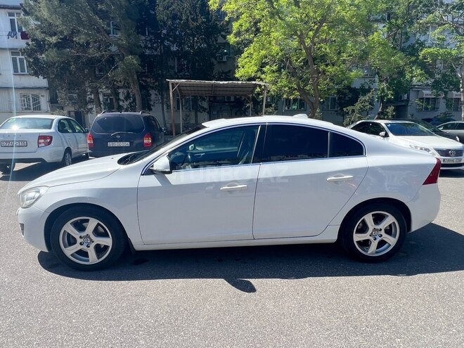 Volvo S60 2011, 238,700 km - 2.0 l - Bakı