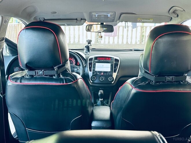 Kia Ceed 2011, 267,500 km - 1.6 l - İmişli