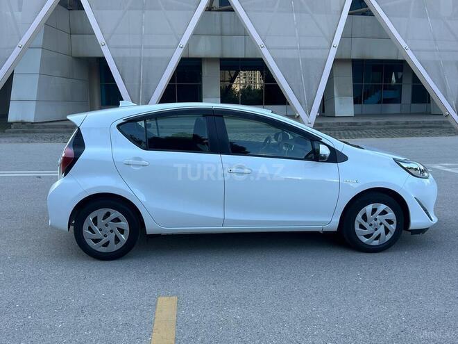 Toyota Aqua 2019, 24,512 km - 1.5 л - Bakı
