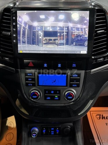 Hyundai Santa Fe-18
