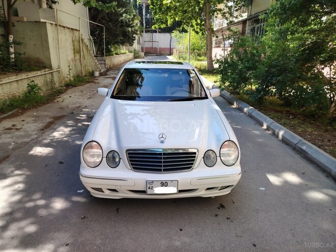 Mercedes E 320 2000, 306,000 km - 3.2 l - Bakı