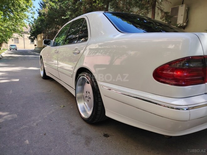 Mercedes E 320 2000, 306,000 km - 3.2 l - Bakı