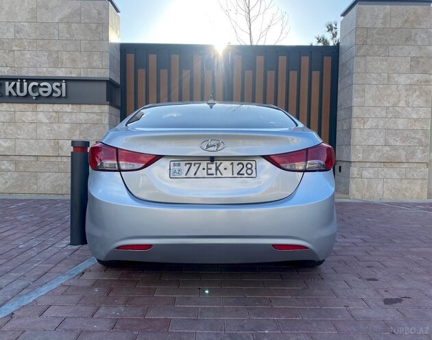 Hyundai Elantra 2011, 234,000 km - 1.8 l - Bakı