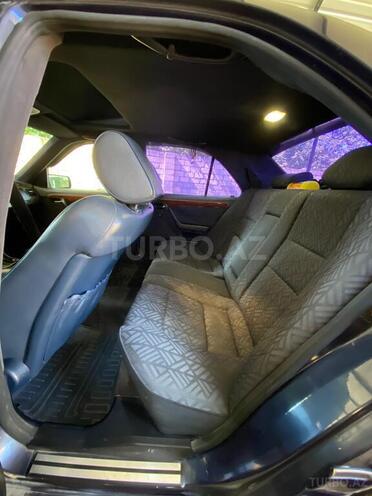 Mercedes C 200 1994, 500,000 km - 2.0 l - Xaçmaz