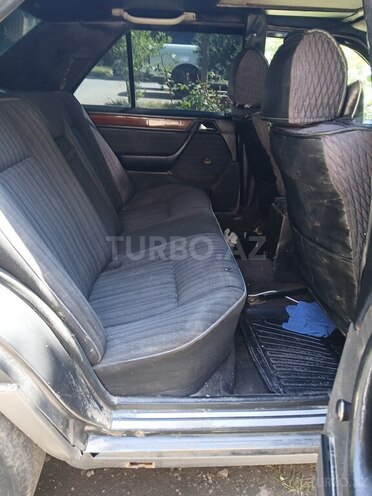 Mercedes E 200 d 1991, 100,000 km - 2.0 l - Bakı
