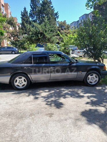Mercedes E 200 d 1991, 100,000 km - 2.0 l - Bakı