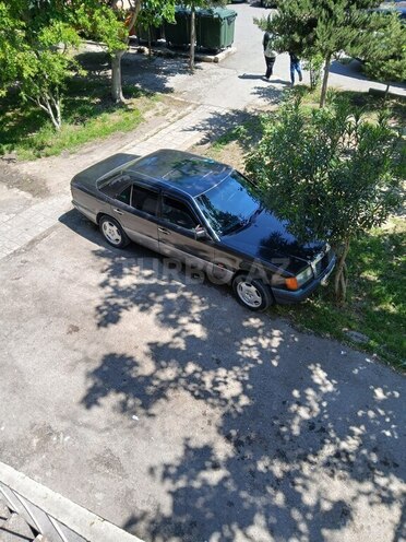 Mercedes E 200 d 1991, 100,000 km - 2.0 l - Bakı
