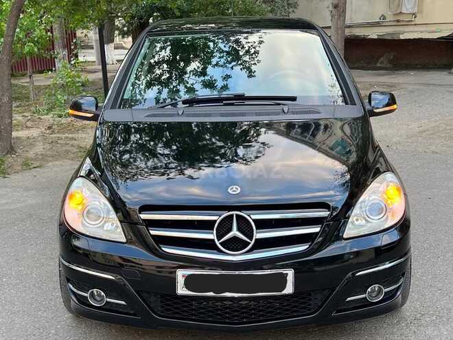 Mercedes B 180 2009, 106,000 km - 1.7 л - Sumqayıt