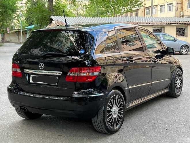 Mercedes B 180 2009, 106,000 km - 1.7 л - Sumqayıt