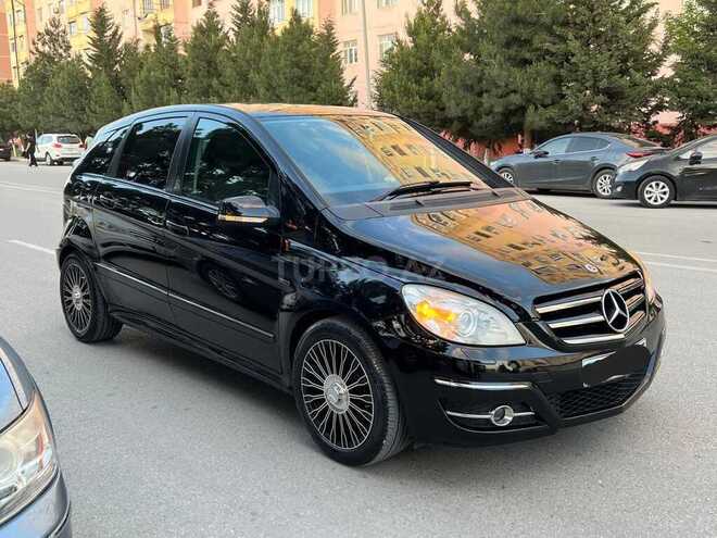 Mercedes B 180 2009, 106,000 km - 1.7 л - Sumqayıt