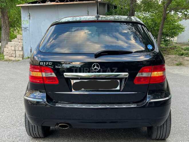 Mercedes B 180 2009, 106,000 km - 1.7 л - Sumqayıt