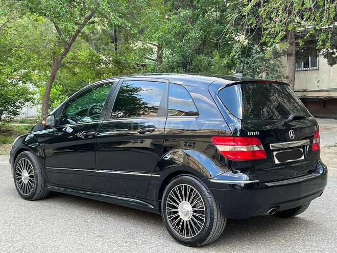 Mercedes B 180 2009, 106,000 km - 1.7 л - Sumqayıt
