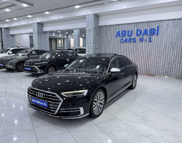 Audi A8-1