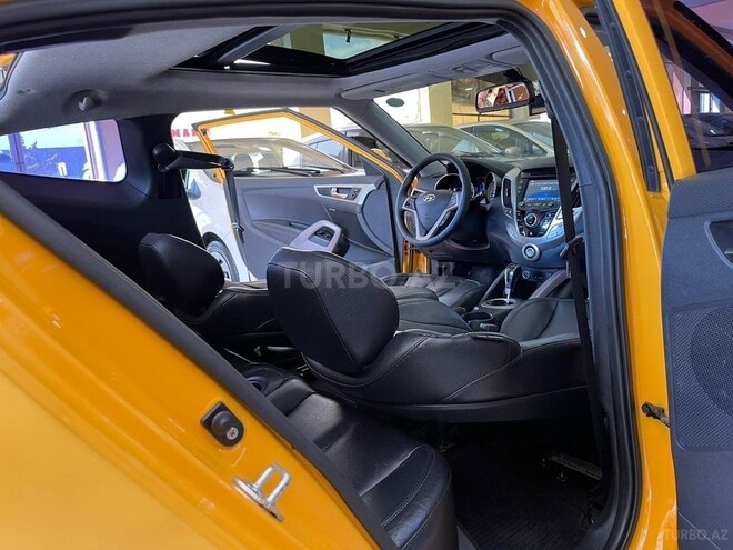 Hyundai Veloster 2013, 75,000 km - 1.6 л - Sumqayıt