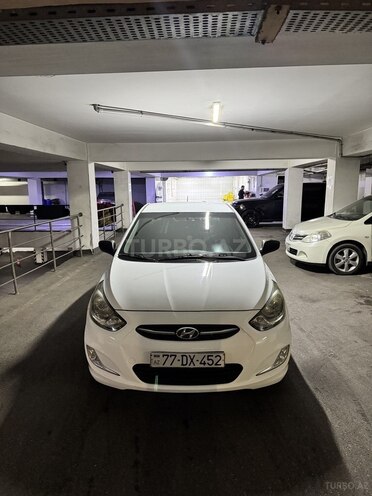 Hyundai Accent 2014, 173,000 km - 1.4 л - Bakı