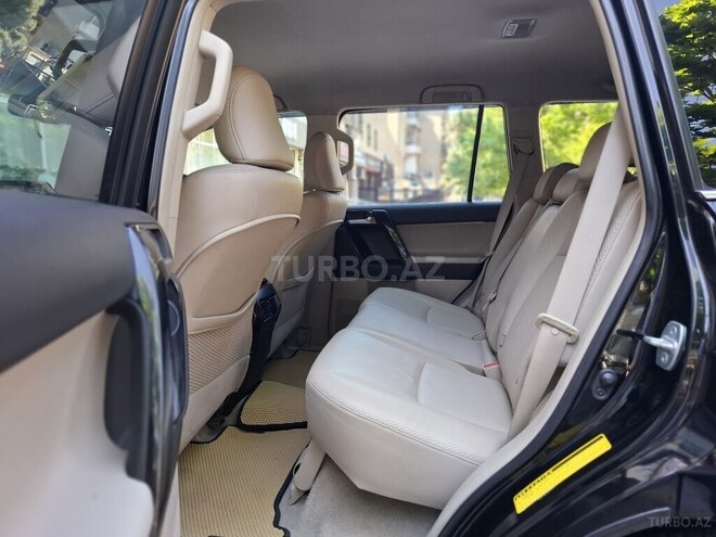 Toyota Land Cruiser Prado 2011, 220,000 km - 3.0 l - Bakı