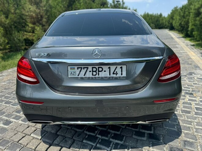 Mercedes E 200 2016, 105,346 km - 2.0 l - Bakı
