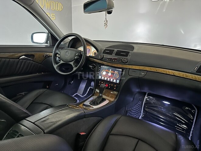 Mercedes E 350 2005, 188,000 km - 3.5 l - Bakı
