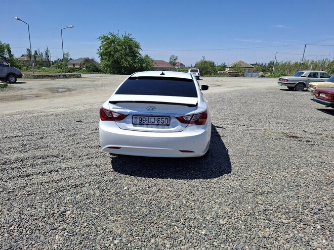Hyundai Sonata 2013, 234,000 km - 2.0 l - Şirvan