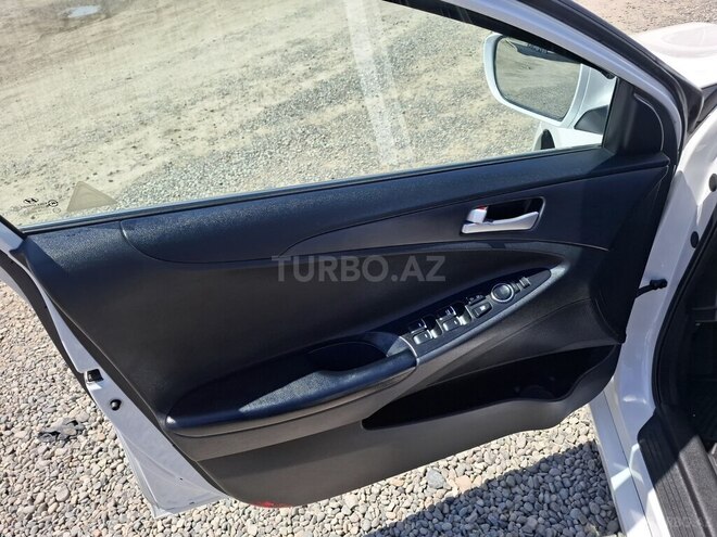 Hyundai Sonata 2013, 234,000 km - 2.0 l - Şirvan