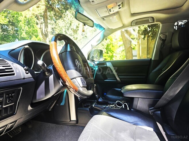 Toyota Land Cruiser Prado 2011, 218,000 km - 2.7 l - Bakı