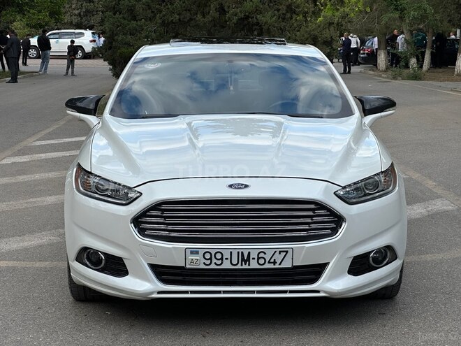 Ford Fusion (North America) 2014, 293,132 km - 2.0 l - Sumqayıt