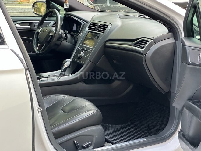 Ford Fusion (North America) 2014, 293,132 km - 2.0 l - Sumqayıt