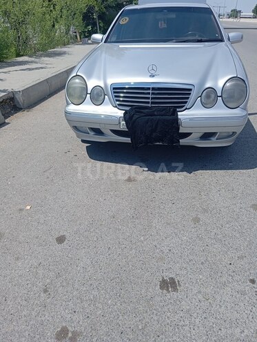 Mercedes E 220 d 2001, 688,888 km - 2.2 l - Bakı