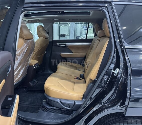 Toyota Highlander-14