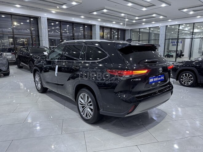 Toyota Highlander-6