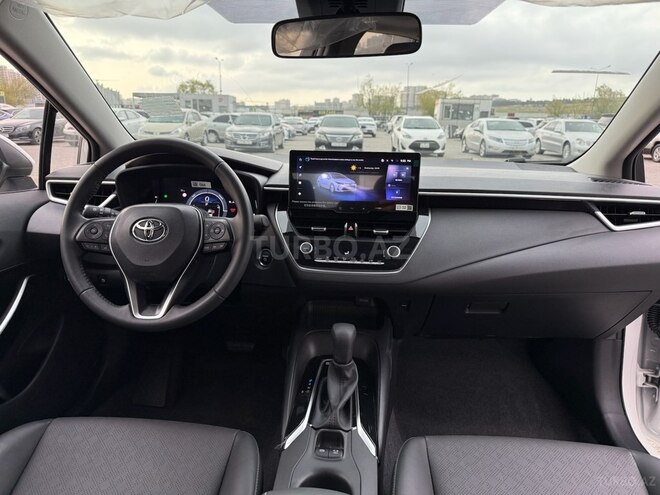 Toyota Corolla-12
