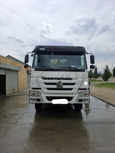 HOWO Sinotruk 2023, 74,000 km - 10.0 l - Gəncə