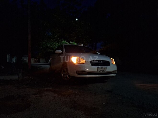 Hyundai Accent 2006, 300,000 km - 1.6 l - Tovuz
