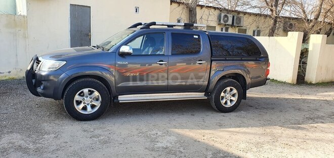 Toyota Hilux 2013, 267,000 km - 2.5 l - Sumqayıt