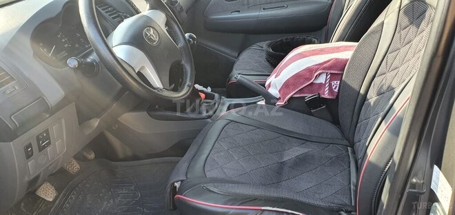 Toyota Hilux 2013, 267,000 km - 2.5 l - Sumqayıt