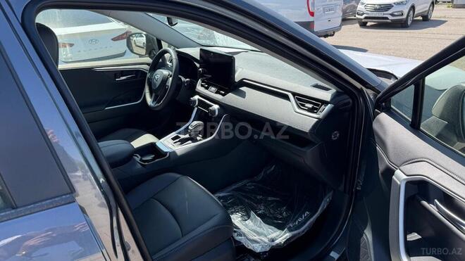 Toyota RAV4-5