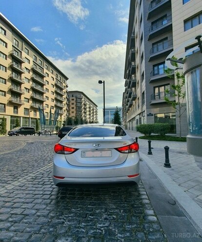 Hyundai Avante 2015, 150,000 km - 1.6 l - Bakı