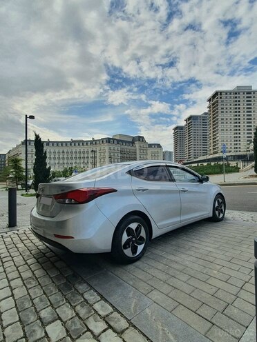 Hyundai Avante 2015, 150,000 km - 1.6 l - Bakı
