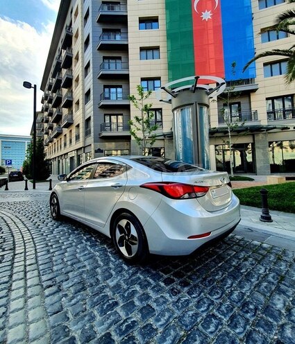 Hyundai Avante 2015, 150,000 km - 1.6 l - Bakı