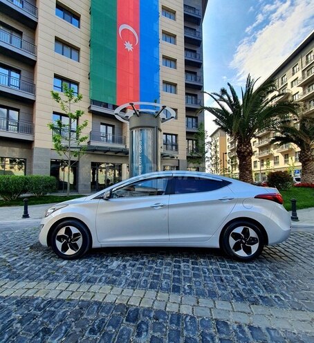 Hyundai Avante 2015, 150,000 km - 1.6 l - Bakı