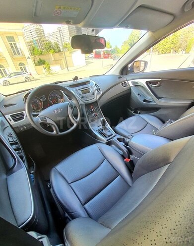 Hyundai Avante 2015, 150,000 km - 1.6 l - Bakı