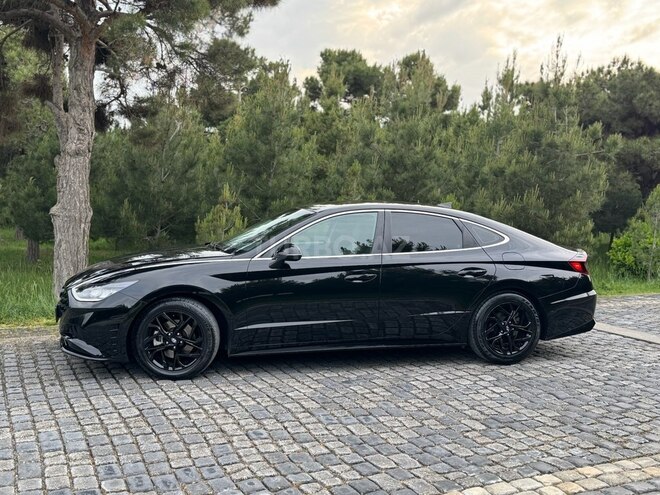 Hyundai Sonata-3