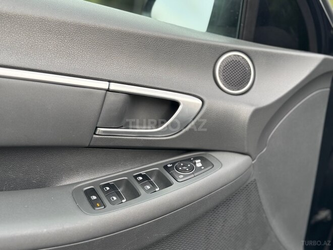 Hyundai Sonata-7